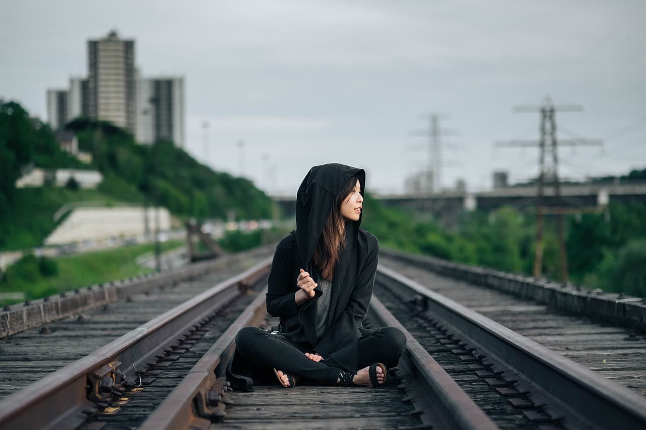 ユーモアで見るMBTI【面倒を見る人見られる人編・法律に対する考え方編・誤解される理由編】